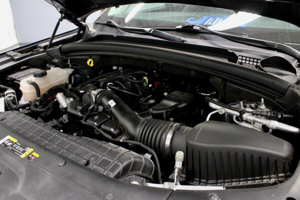 used 2024 Jeep Grand Cherokee L car, priced at $32,909