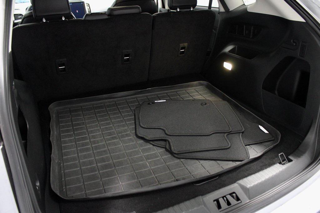 used 2022 Ford Edge car, priced at $23,996