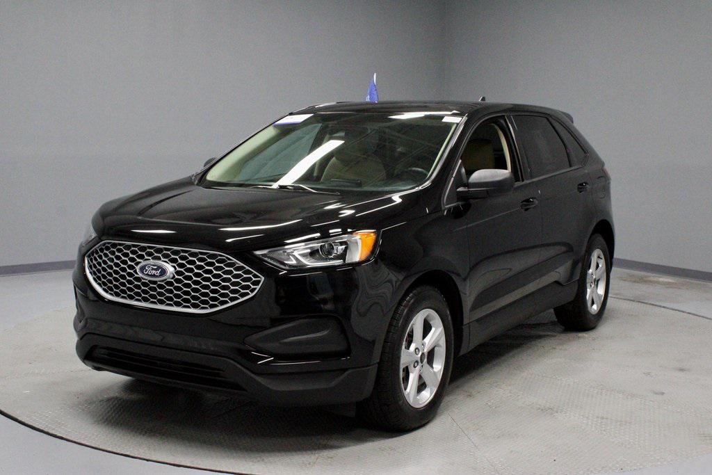 used 2024 Ford Edge car, priced at $25,338