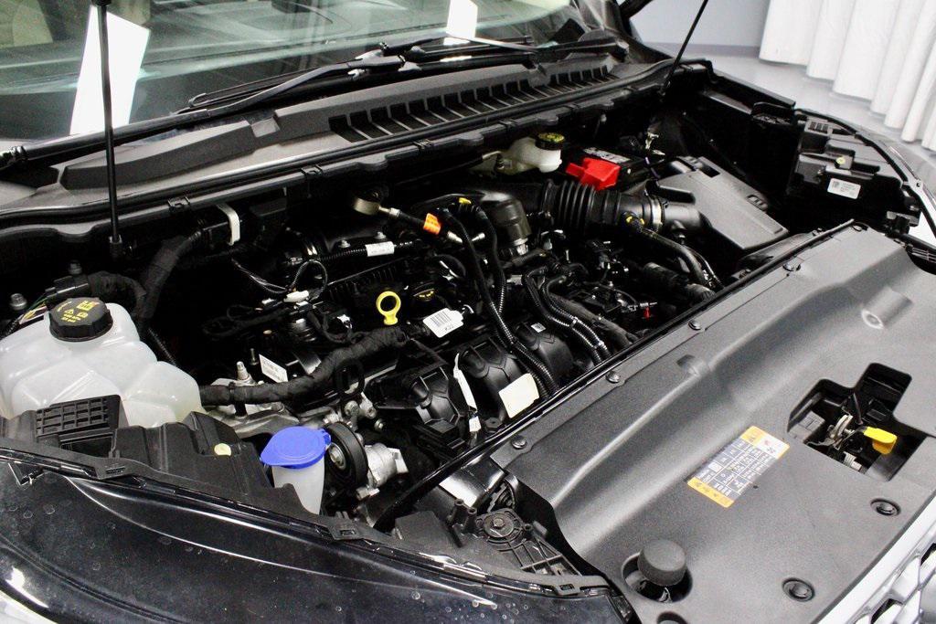 used 2024 Ford Edge car, priced at $25,338