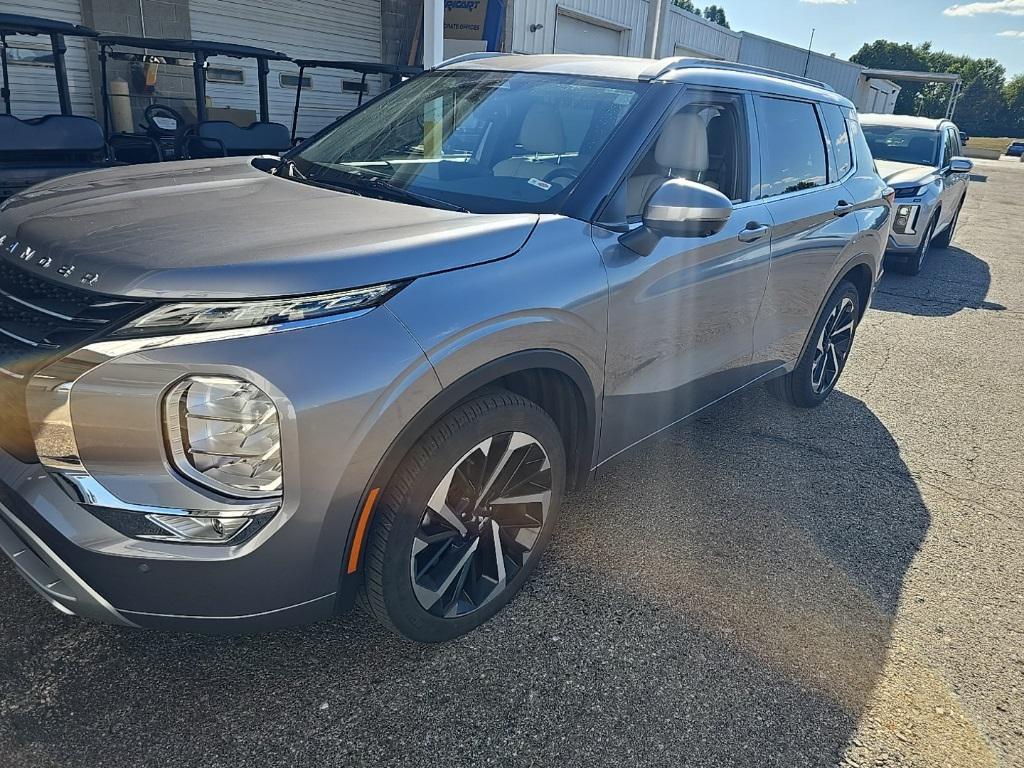 used 2022 Mitsubishi Outlander car, priced at $24,988