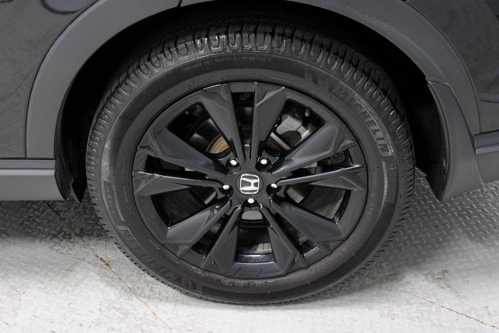 used 2023 Honda CR-V Hybrid car, priced at $25,500