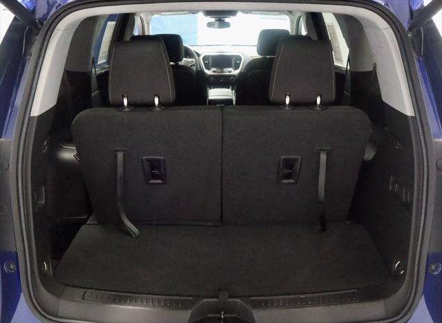 used 2023 GMC Acadia car, priced at $28,898