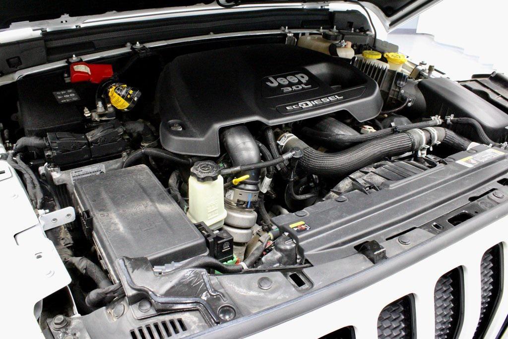 used 2021 Jeep Wrangler Unlimited car, priced at $31,565