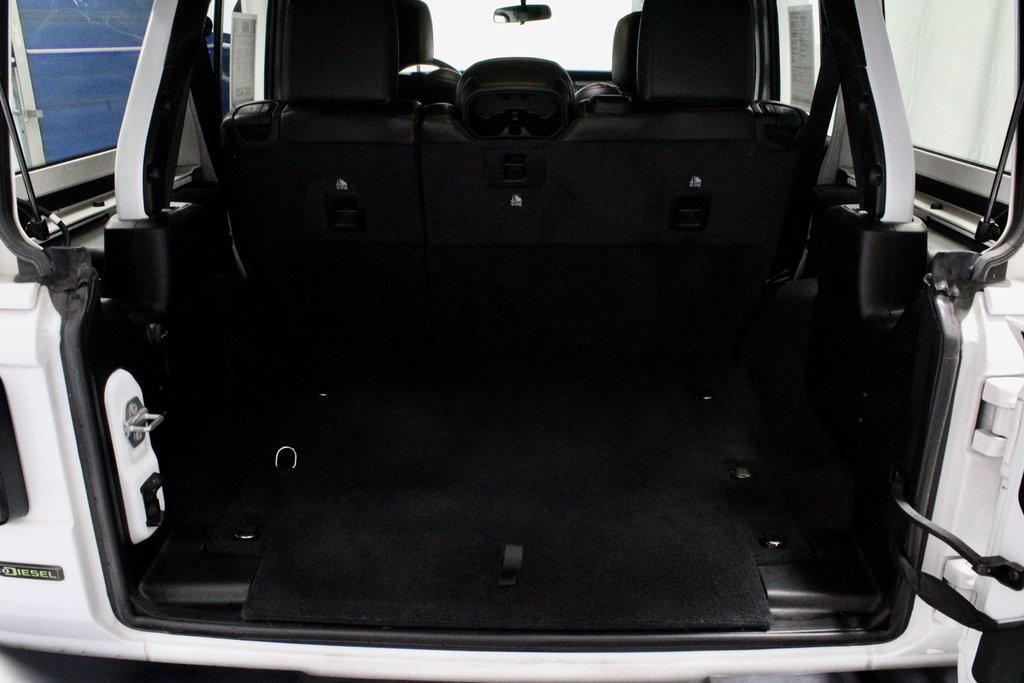 used 2021 Jeep Wrangler Unlimited car, priced at $31,565