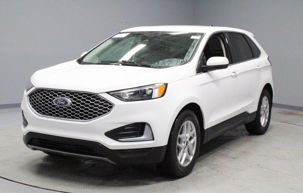 used 2024 Ford Edge car, priced at $20,112