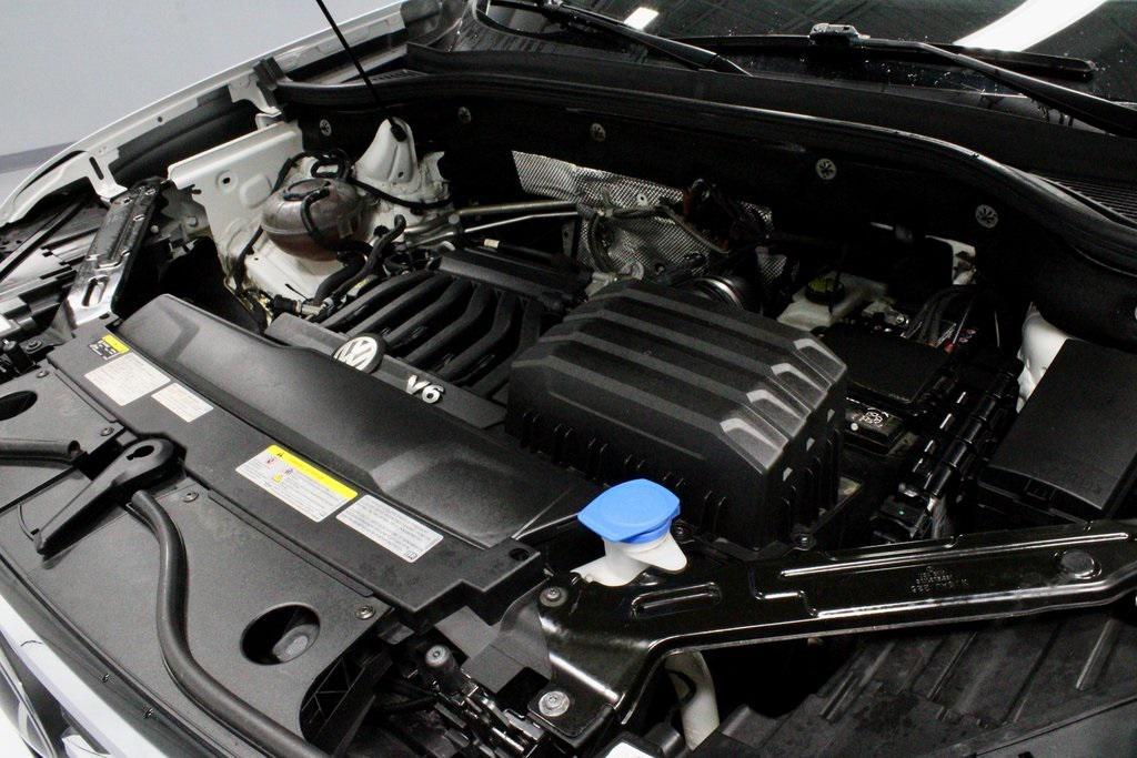 used 2021 Volkswagen Atlas Cross Sport car, priced at $18,179