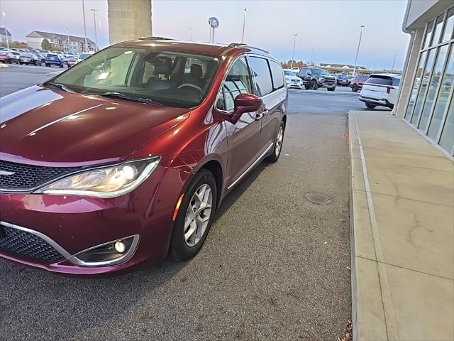 used 2018 Chrysler Pacifica car, priced at $13,932