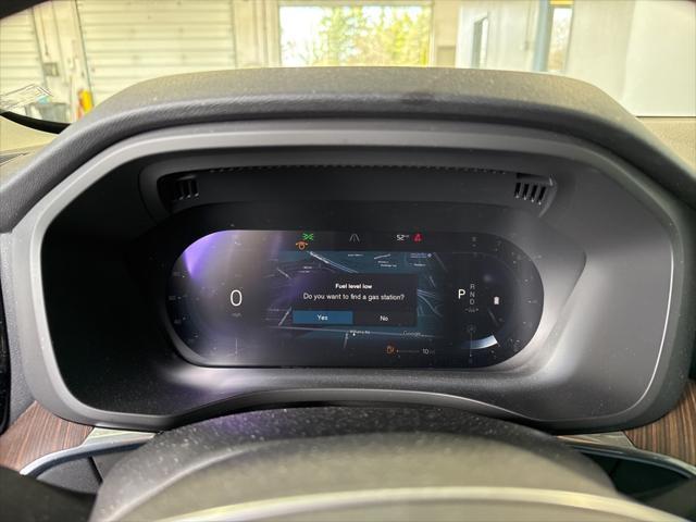 used 2022 Volvo XC60 car, priced at $24,668