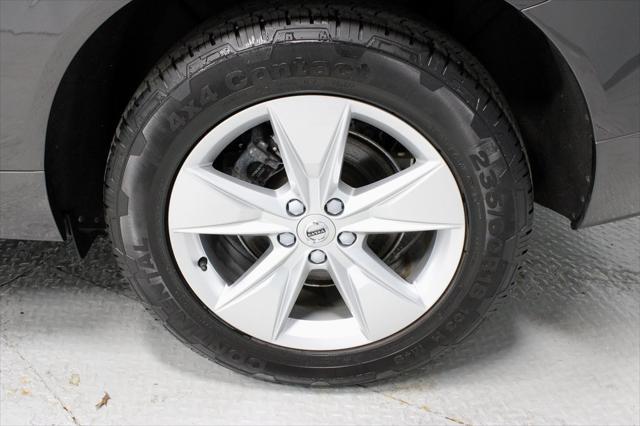 used 2022 Volvo XC60 car, priced at $21,599