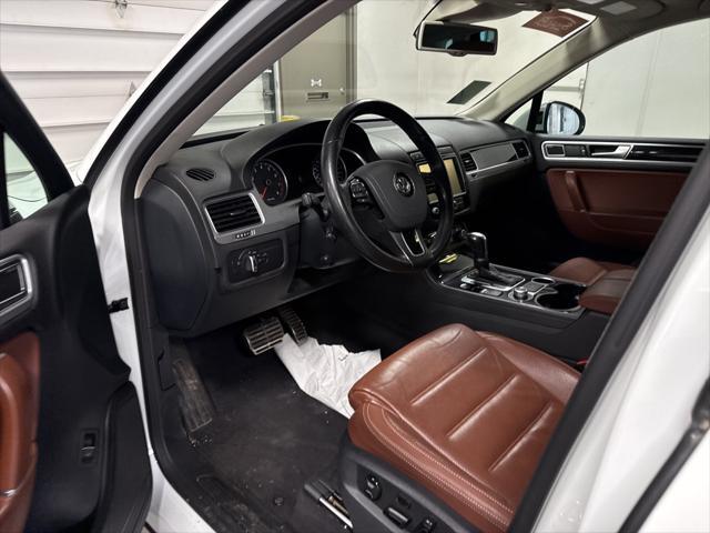 used 2016 Volkswagen Touareg car, priced at $14,000