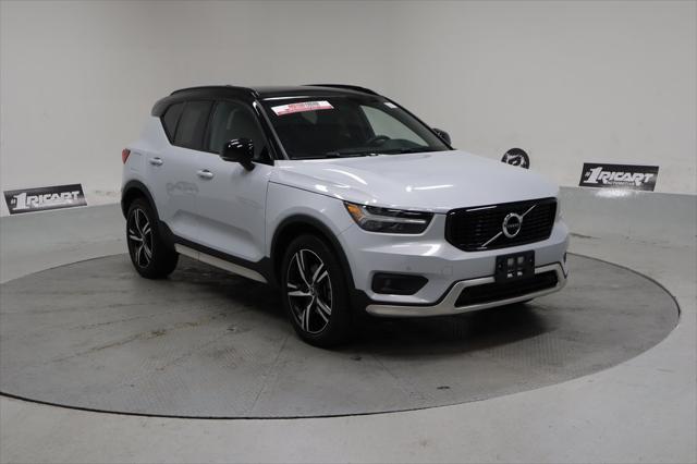 used 2021 Volvo XC40 car, priced at $32,161