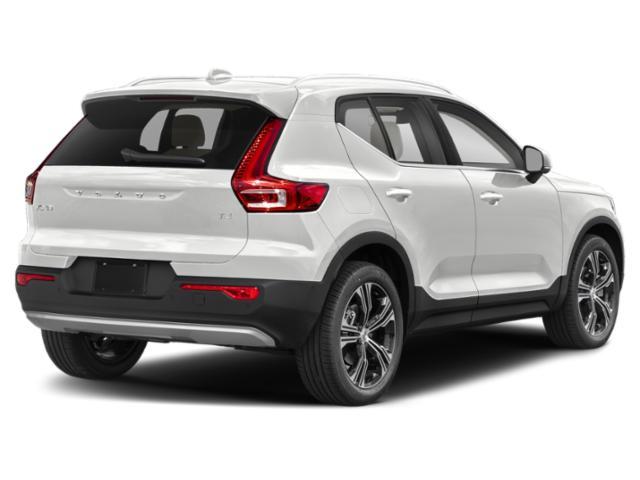 used 2022 Volvo XC40 car, priced at $27,453