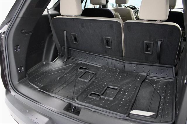 used 2022 Chevrolet Traverse car, priced at $27,999