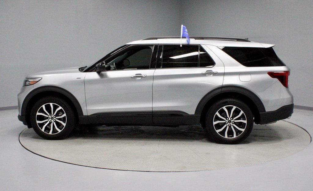 used 2023 Ford Explorer car, priced at $31,899