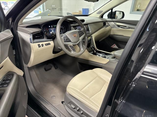 used 2021 Cadillac XT5 car, priced at $30,246