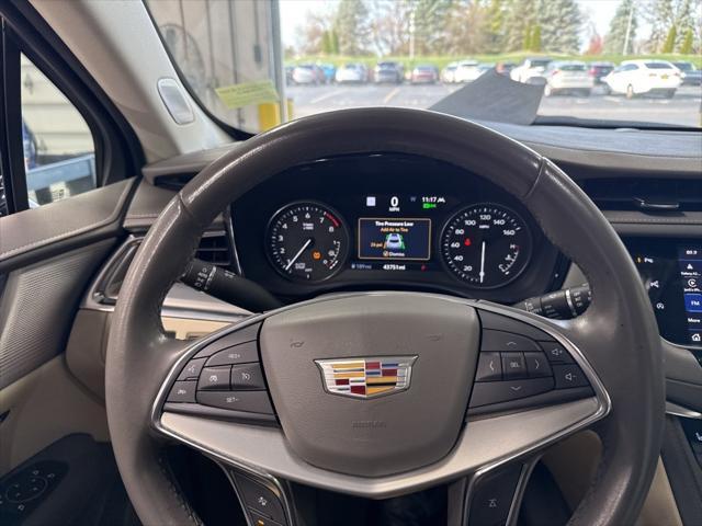 used 2021 Cadillac XT5 car, priced at $30,246