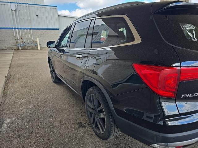 used 2017 Honda Pilot car, priced at $21,964