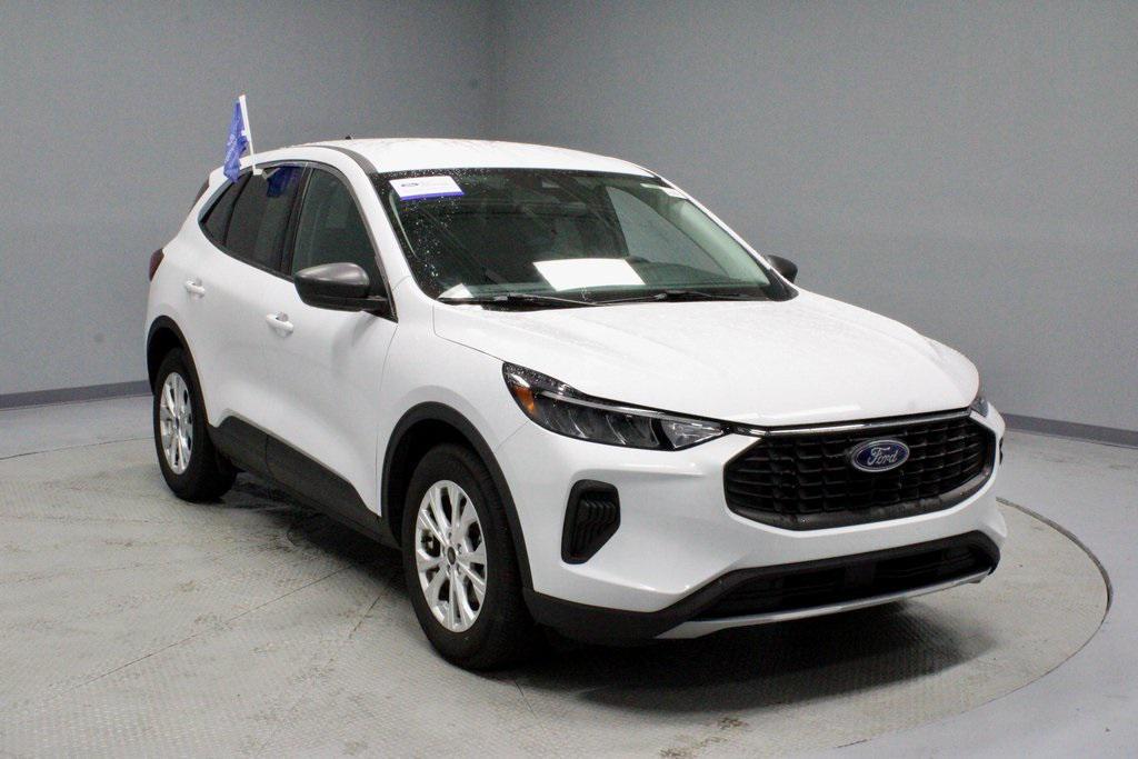 used 2023 Ford Escape car, priced at $20,994