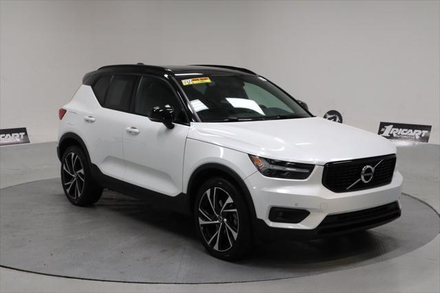 used 2021 Volvo XC40 car, priced at $25,658