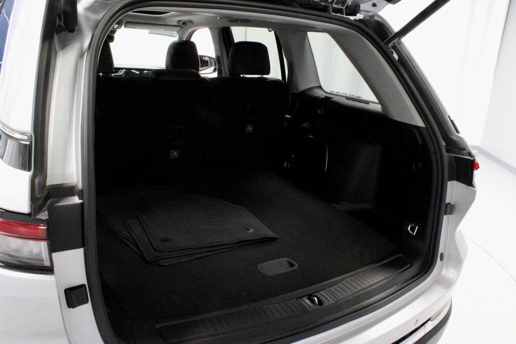 used 2023 Jeep Grand Cherokee 4xe car, priced at $27,544