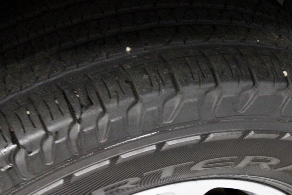 used 2023 Jeep Grand Cherokee car, priced at $24,499