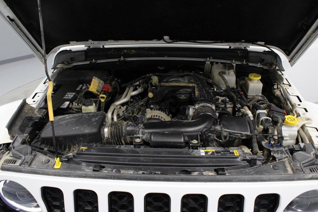 used 2023 Jeep Gladiator car, priced at $31,426