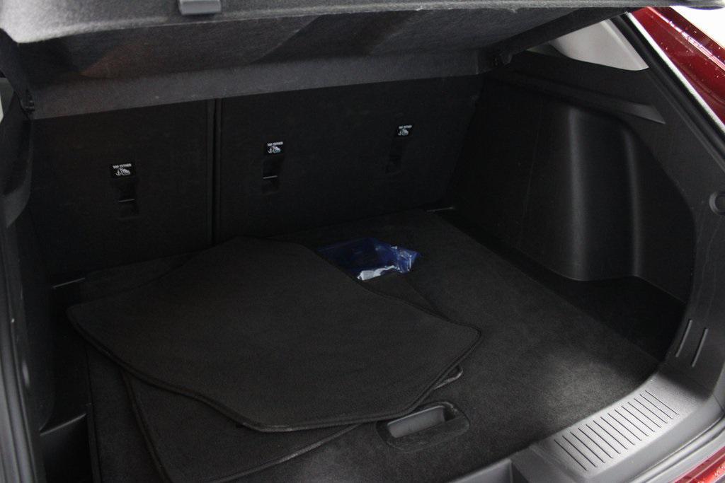 used 2024 Chevrolet Trax car, priced at $19,124