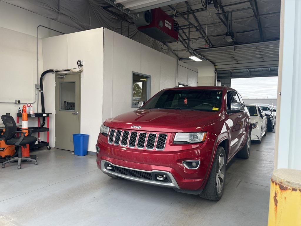used 2014 Jeep Grand Cherokee car, priced at $11,365