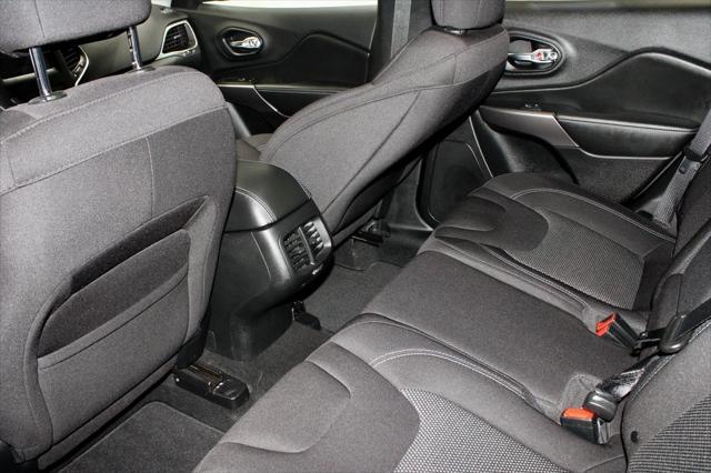used 2019 Jeep Cherokee car, priced at $14,051