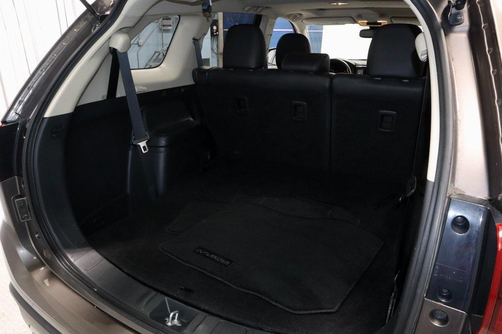 used 2020 Mitsubishi Outlander car, priced at $13,798