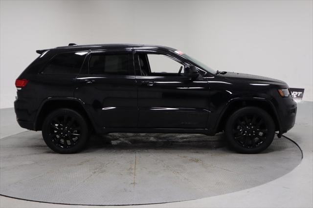 used 2020 Jeep Grand Cherokee car, priced at $29,313