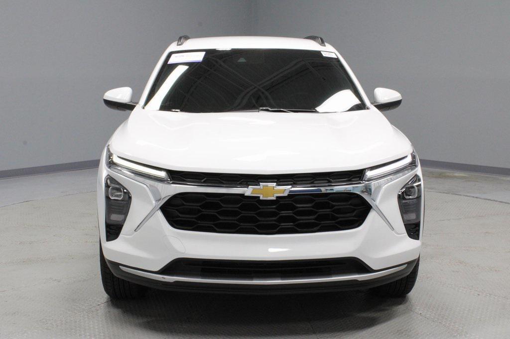 used 2024 Chevrolet Trax car, priced at $18,486