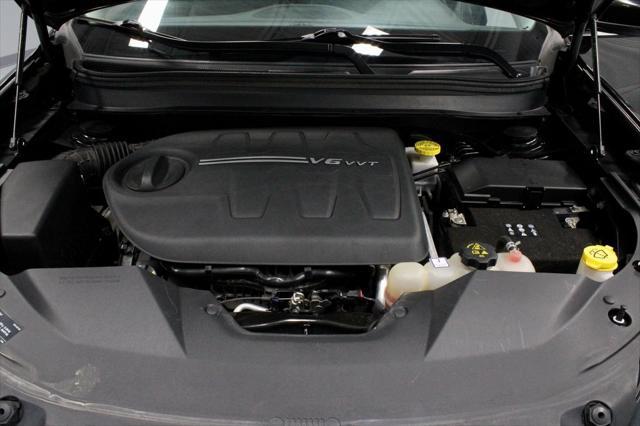 used 2021 Jeep Cherokee car, priced at $19,321