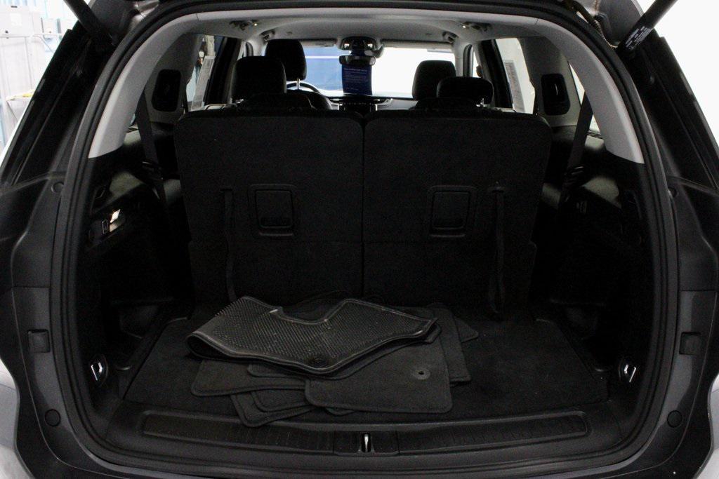 used 2022 Jeep Grand Cherokee L car, priced at $25,851