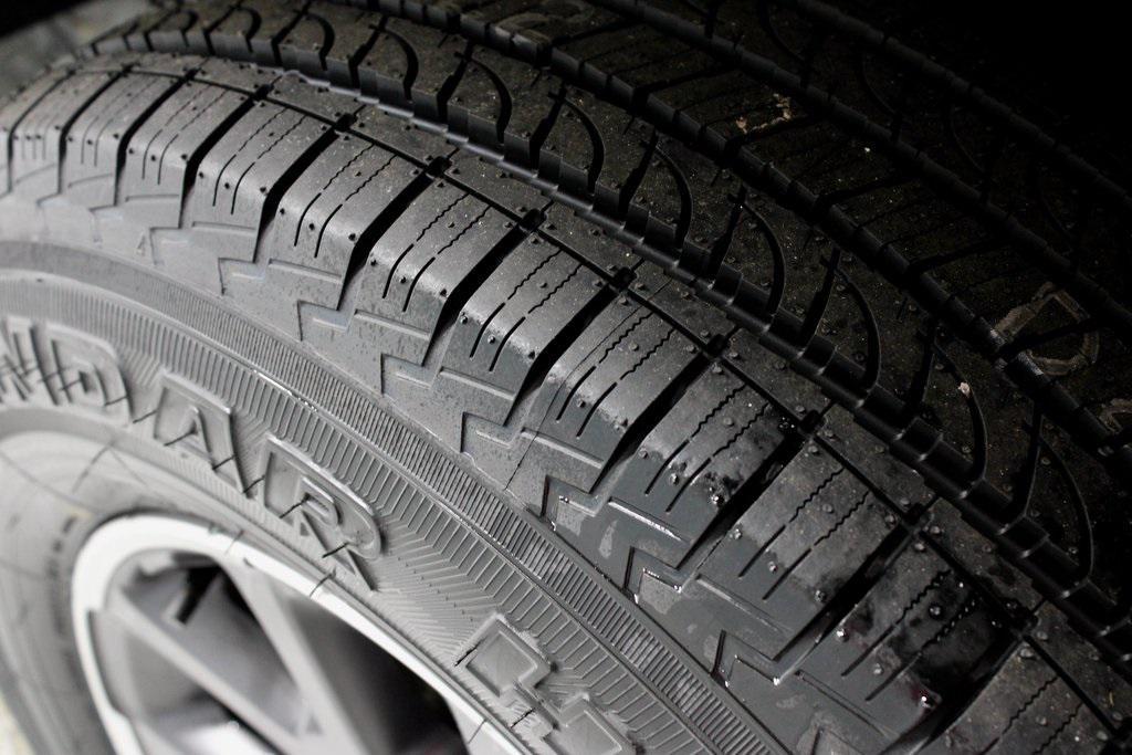 used 2022 Jeep Gladiator car, priced at $27,503