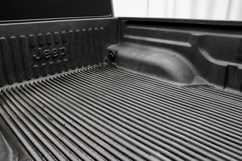 used 2022 Jeep Gladiator car, priced at $27,503