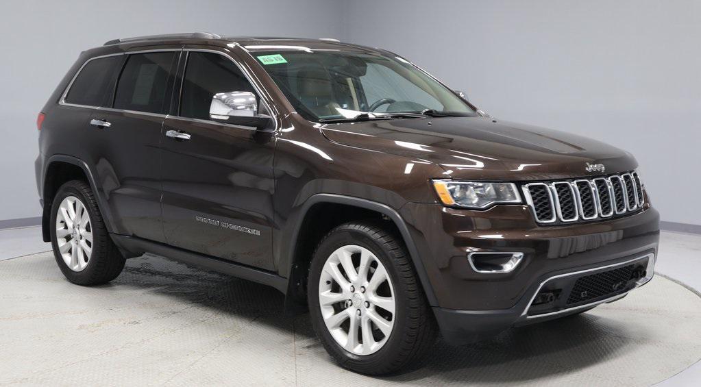 used 2017 Jeep Grand Cherokee car, priced at $13,389