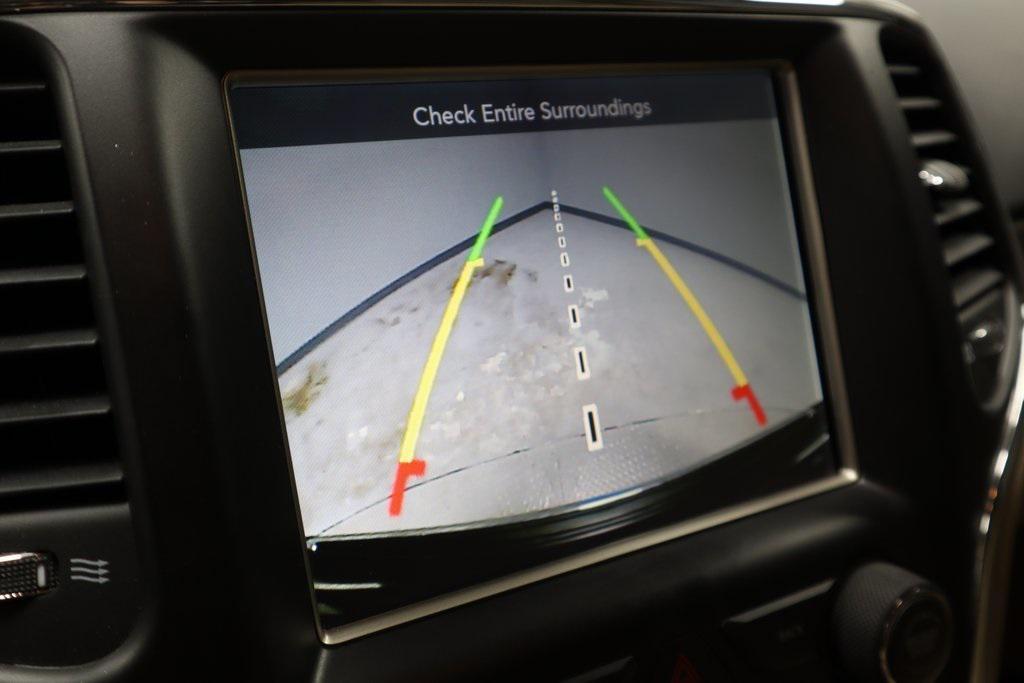 used 2017 Jeep Grand Cherokee car, priced at $13,389