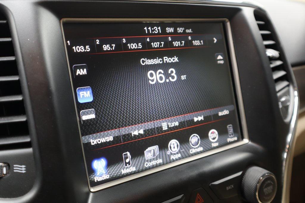 used 2017 Jeep Grand Cherokee car, priced at $13,389