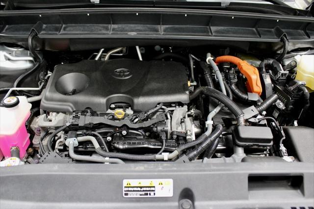 used 2020 Toyota Highlander Hybrid car, priced at $25,000