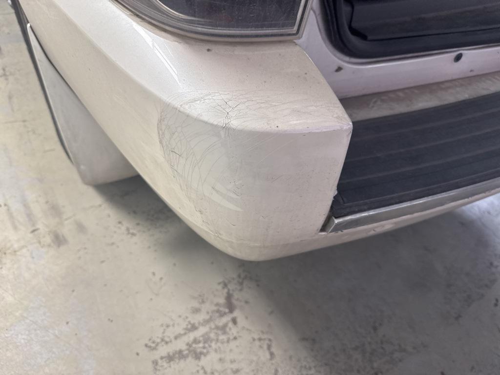 used 2013 GMC Yukon car, priced at $15,504