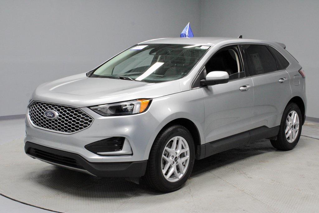 used 2024 Ford Edge car, priced at $22,933