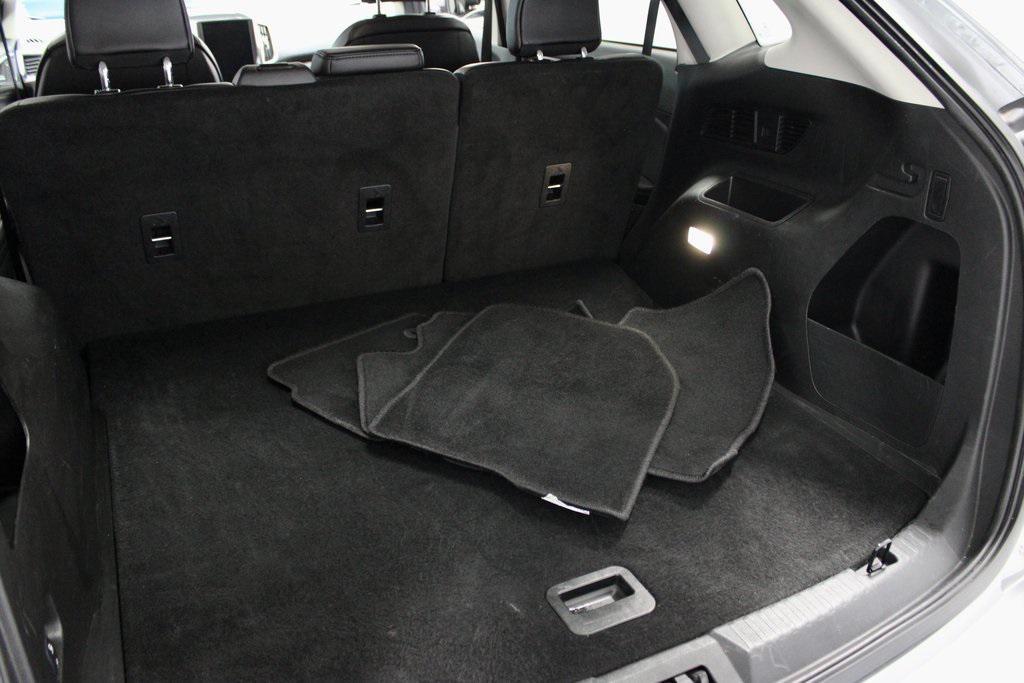 used 2024 Ford Edge car, priced at $22,933