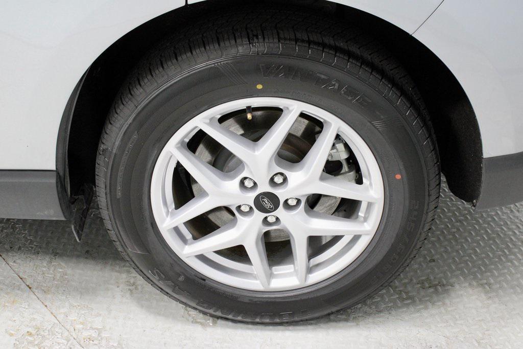 used 2024 Ford Edge car, priced at $22,933