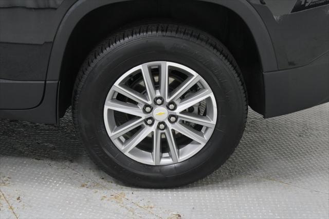 used 2022 Chevrolet Traverse car, priced at $26,499