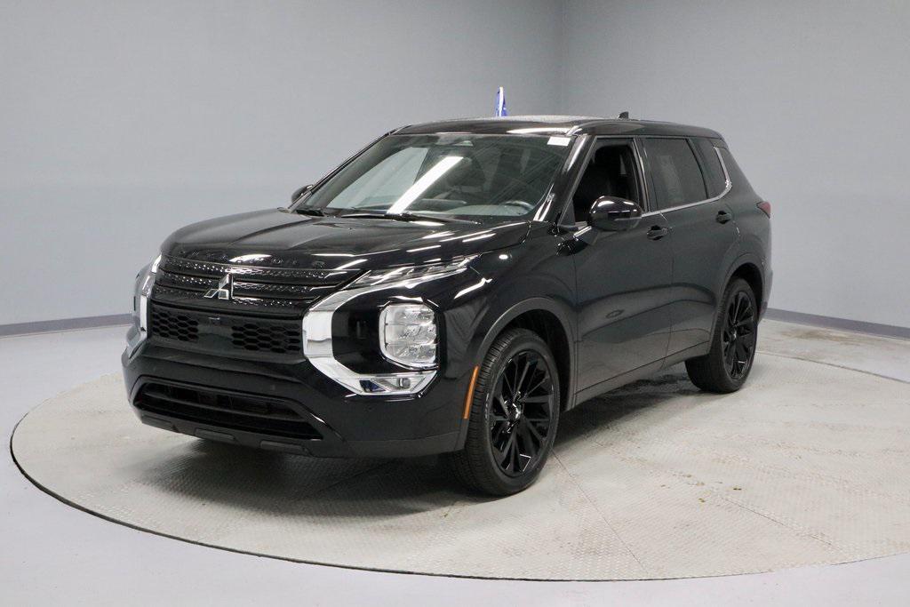 used 2024 Mitsubishi Outlander car, priced at $28,420