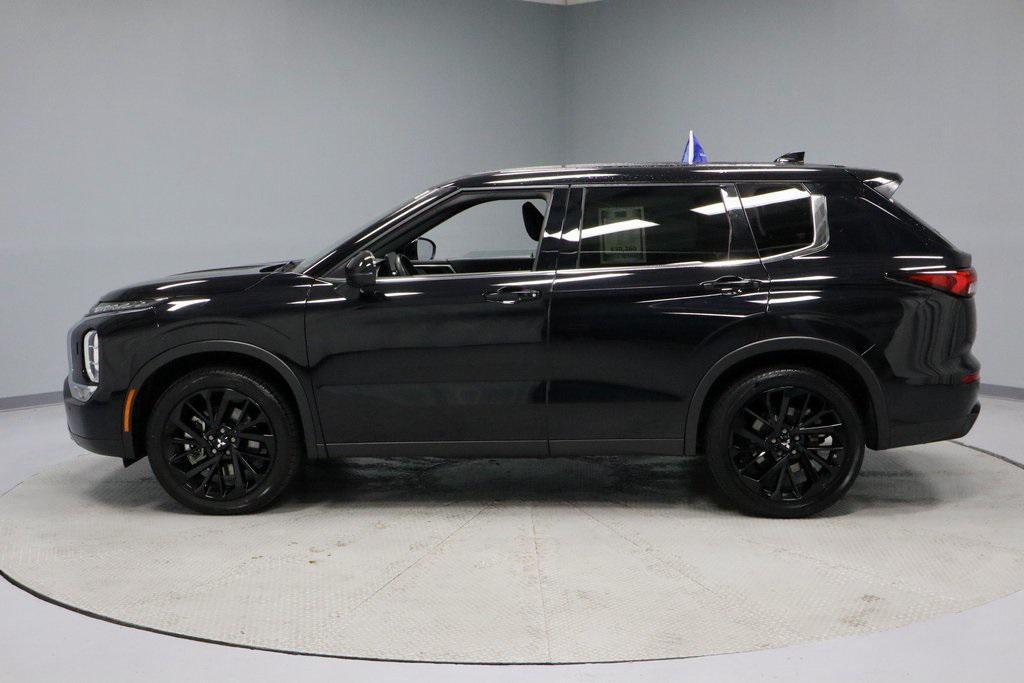 used 2024 Mitsubishi Outlander car, priced at $28,420
