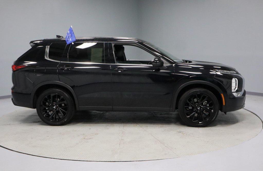 used 2024 Mitsubishi Outlander car, priced at $28,420