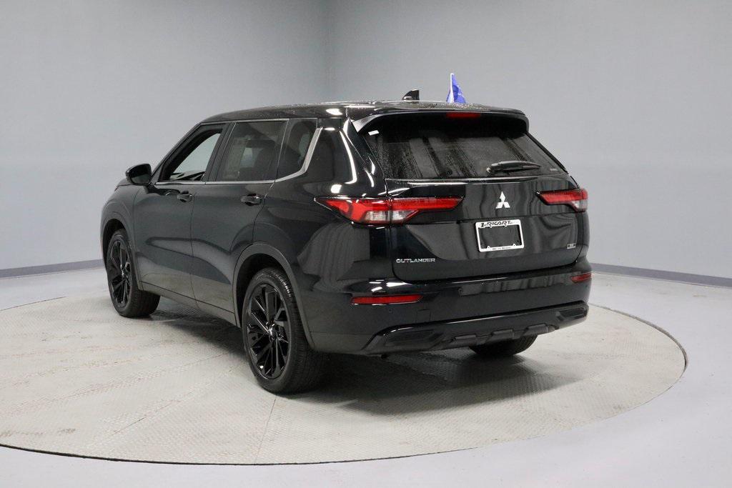 used 2024 Mitsubishi Outlander car, priced at $28,420